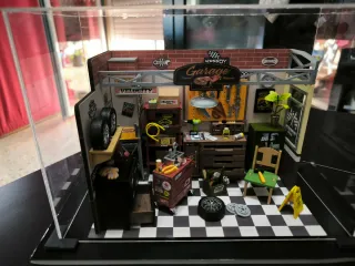 Maqueta Taller Mecánico Montado con Luz .