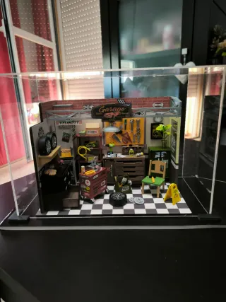 Maqueta Taller Mecánico Montado con Luz .