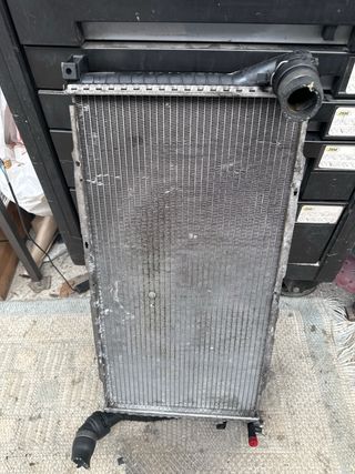 Radiador BMW 520d E39 Behr 7787908.9