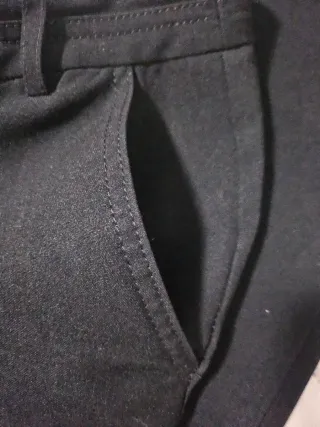 Pantalón de tela negro