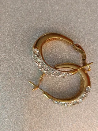 Pendientes aros dorados con brillantes