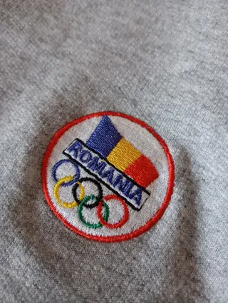 Felpa vintage Centrul Olimpic Romania