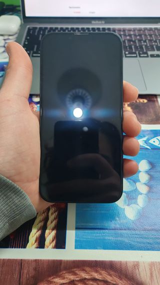 Iphone 16e al 94% pari al nuovo, baratto con 15pro