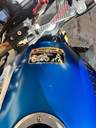 Kawasaki Z1000 Naked Azul