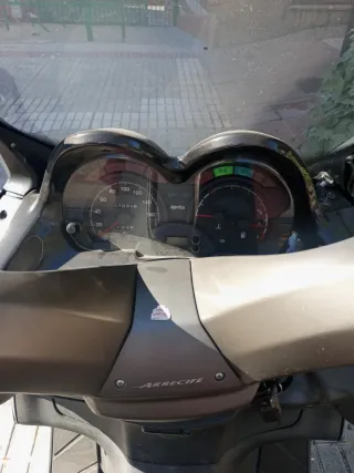 Aprilia Arrecife 250cc Gris