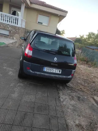 scenic 1.9  2004 180mk