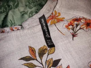 Blusa Stradivarius floral Talla S