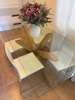 Mesa comedor cristal patas madera