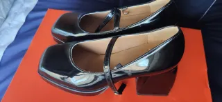 Zapatos Bratz negros charol