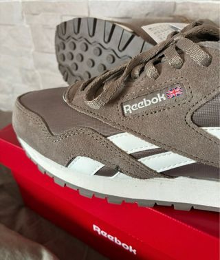 Zapatillas Reebok en Gris T.37 con etiqueta