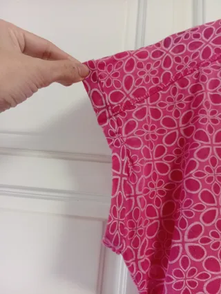 Camiseta rosa de Encuentro