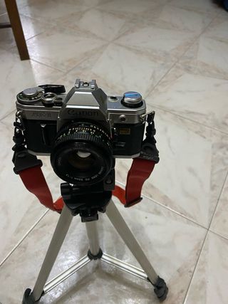 Canon AE-1 + Obiettivo 50mm f/1.8 Kit Completo