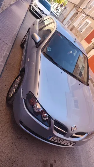 Nissan Almera 2006