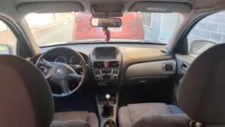 Nissan Almera 2006