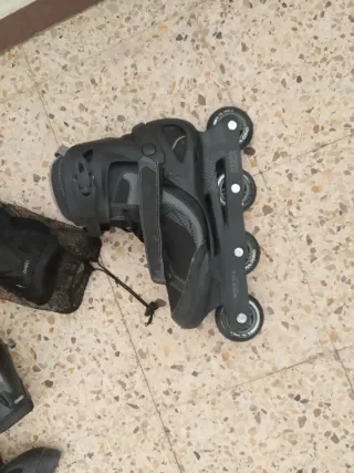 Patines en línea negros