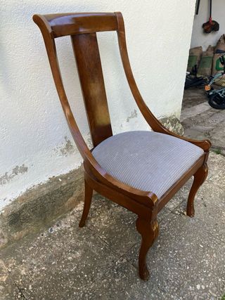 6 Sillas de madera clásicas