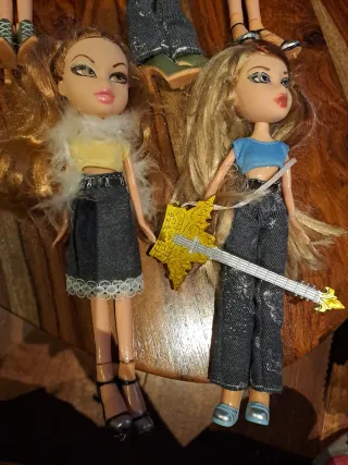 Lote 5 Muñecas Bratz imitacion. Rockeras
