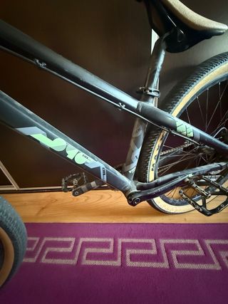 Bergamont Kiez Dirt Jump Bike