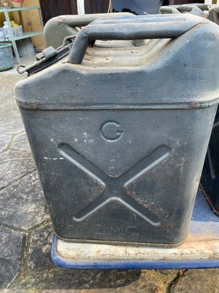 Bidones gasolina antiguos 4x20L 1x10L