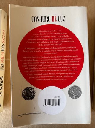 Trilogía Sombras de Magia