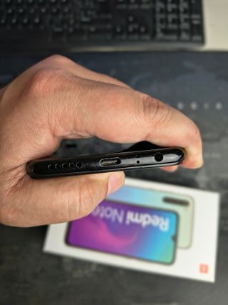 Movil Xiaomi Redmi Note 8 Negro 4GB RAM 64 ROM