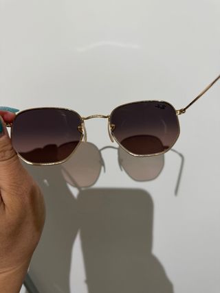 Gafas de sol Ray-Ban azules y marrones