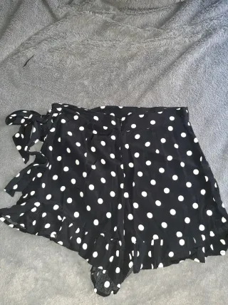 Falda d zara y faldapantalon d pull&bear