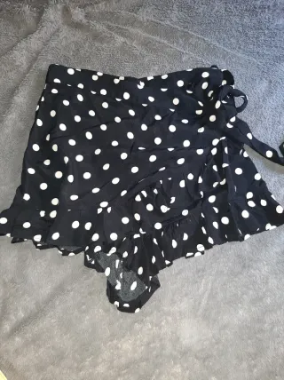 Falda d zara y faldapantalon d pull&bear