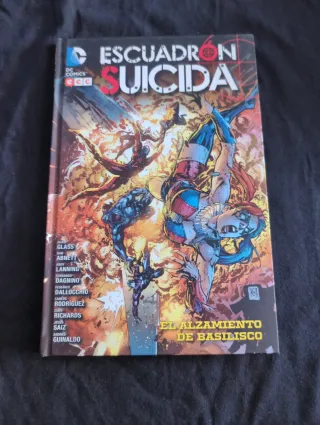 Escuadrón Suicida. 5 Tomos. Completo.