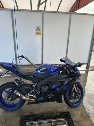Yamaha R6 2020