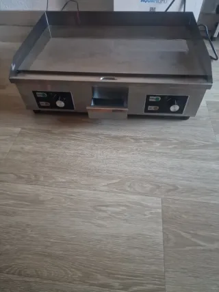 Plancha Eléctrica Profesional Acero Inoxidable