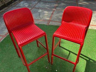 Sillas altas Nardi de plástico rojas