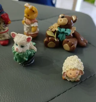 Lotto piccole statuine di Orsetti e Pecorella