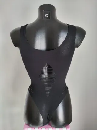 Body nero con tagli tg Unica