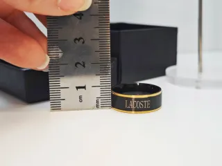 Anillo Lacoste Acero Negro y Dorado Talla 20.2 mm