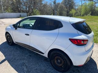 Renault Clio comercial