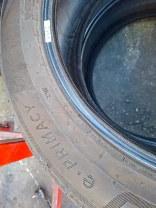 Neumáticos 225/55/19