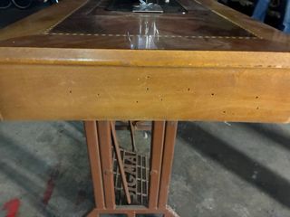 Máquina de coser Sigma con mueble