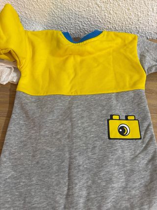 Mono Adidas Lego Gris y Amarillo 3 años