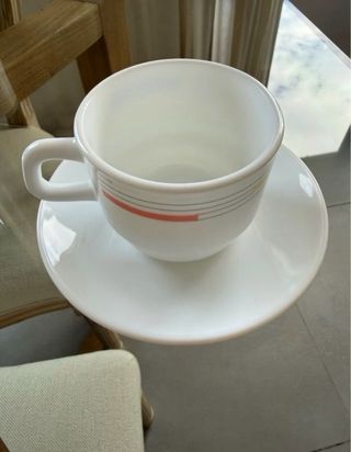 Set de 6 tazas y 6 platillos