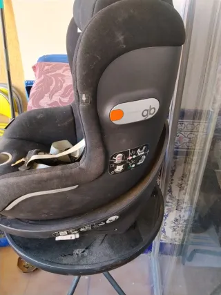 Silla de coche giratoria negra