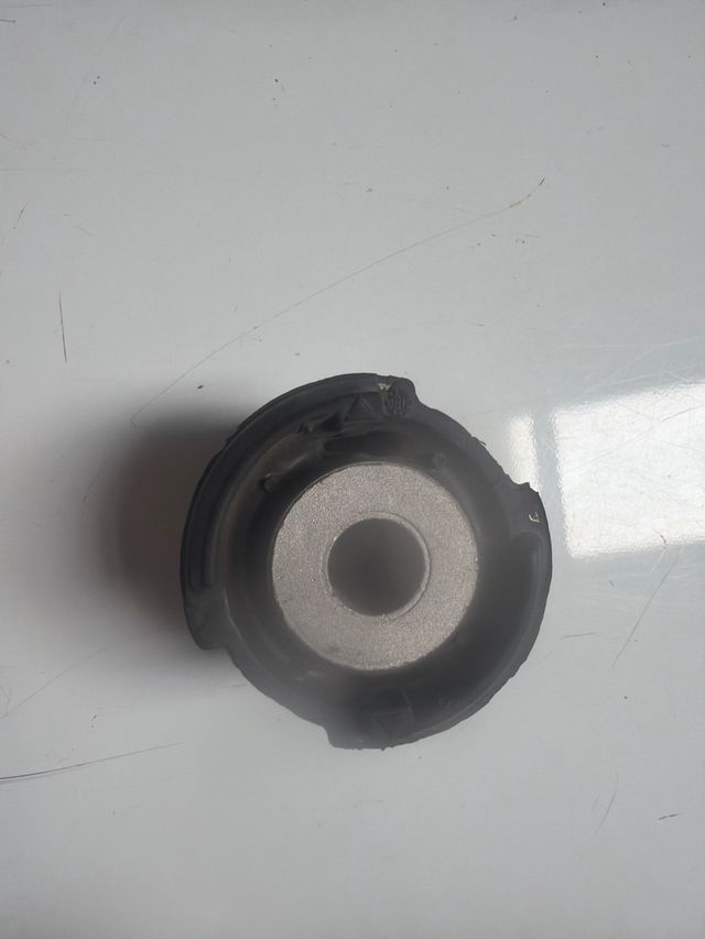 4x SOPORTE GOMA TRASEROS BMW E46 X3 Z4