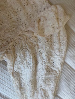 Top asimétrico bordado blanco Talla M