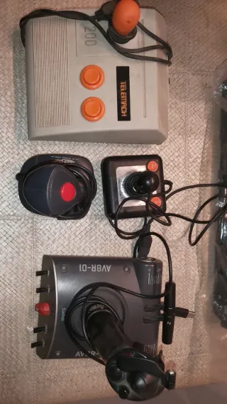 Lote Joysticks Retro QuickShot y Saitek