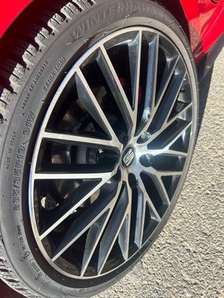 Llantas cupra perfomance.