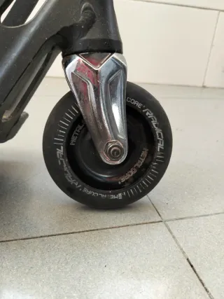 Patinete Scooter Negro.