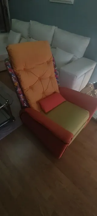 Sillón reclinable de tela