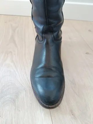 Botas de cuero altas negras