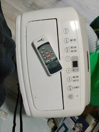 Aire Acondicionado Portátil Midea Blanco