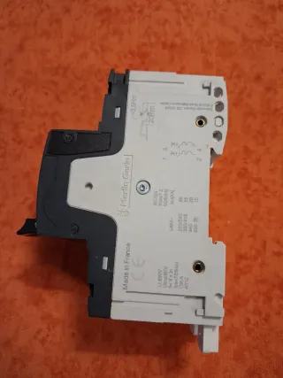 Interruptor Schneider NG125N 63A 380/415V